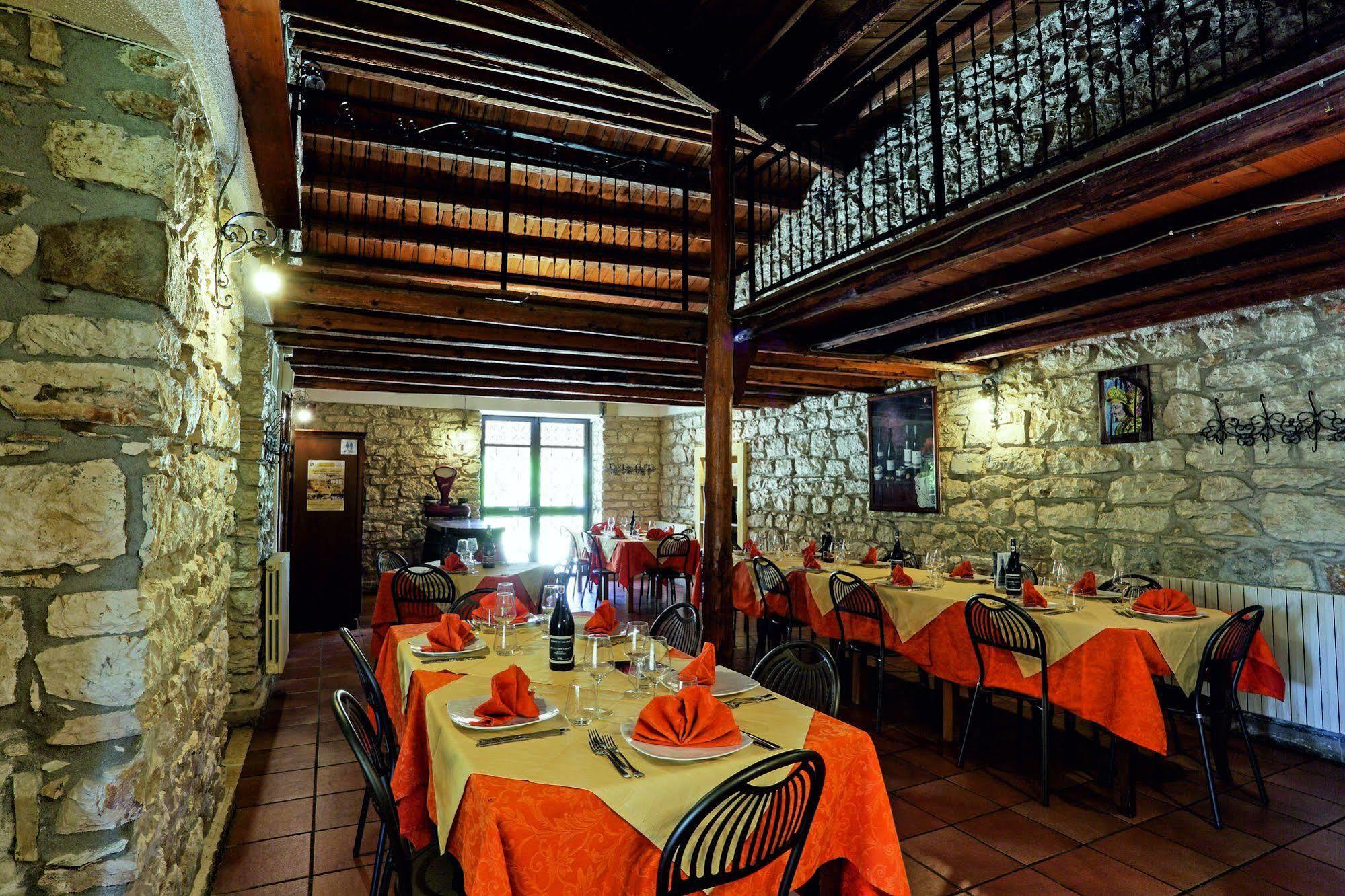 Agriturismo Tenute Pollara Roccamena Exterior photo